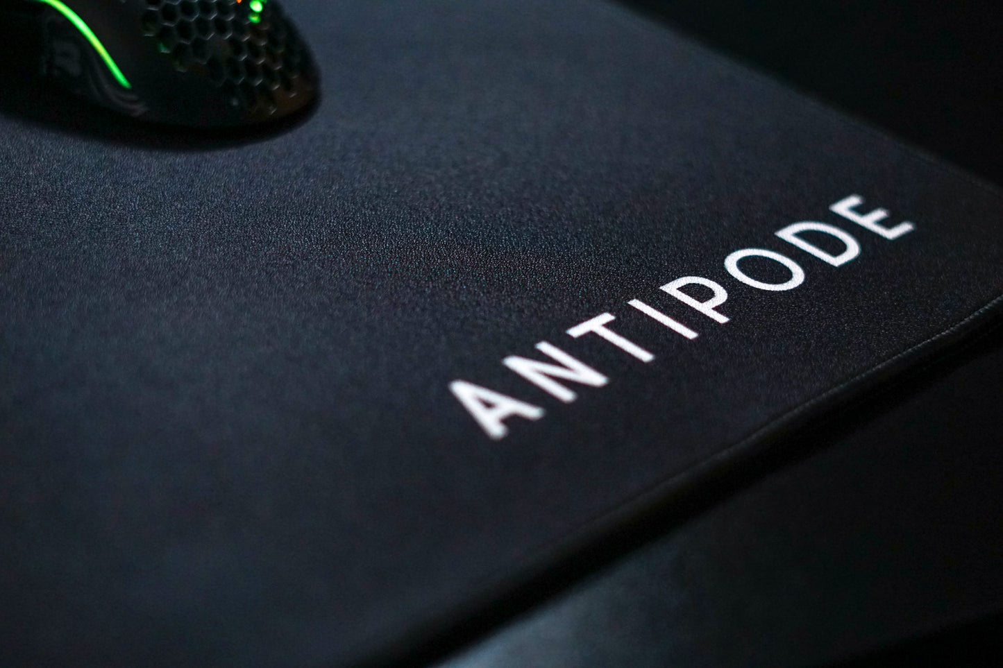 Antipode bordmatte